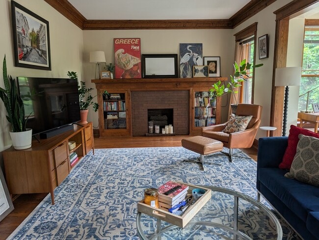 Foto del edificio - 5521 N Glenwood Ave
