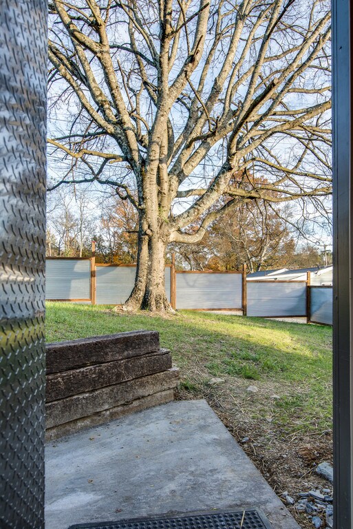 Foto del edificio - 219 Hart Ln