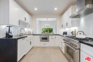 Foto del edificio - 1666 Michael Ln