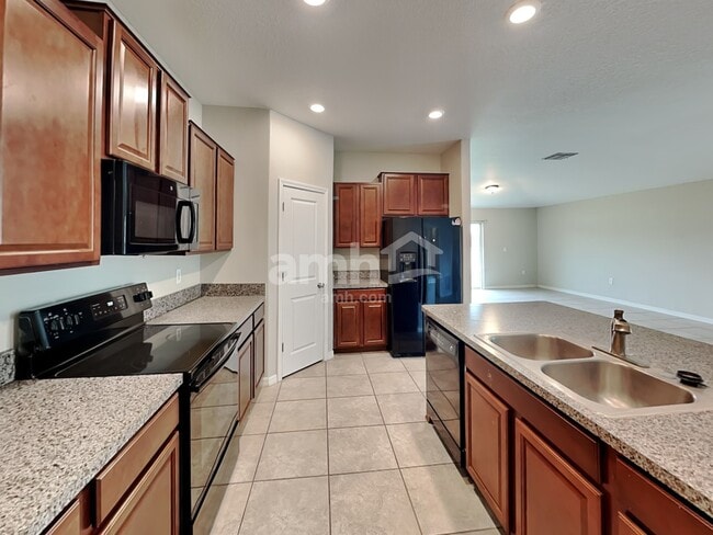 Foto del edificio - 10504 Fuzzy Cattail St