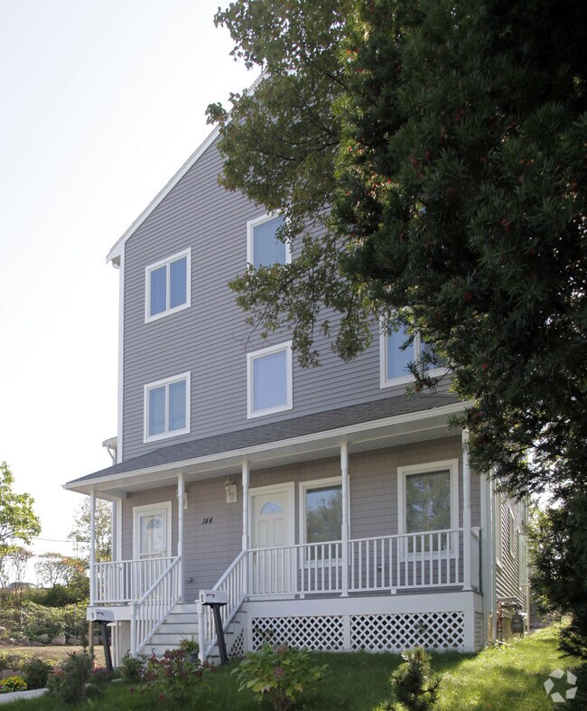 Building Photo - 144 West St
