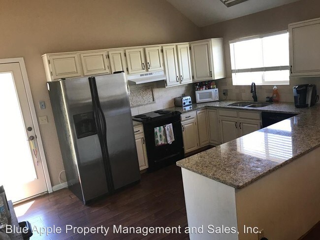 Building Photo - 10310 Black Forest Dr