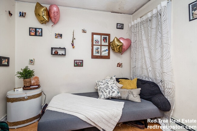 Foto del edificio - 94 W Cedar St