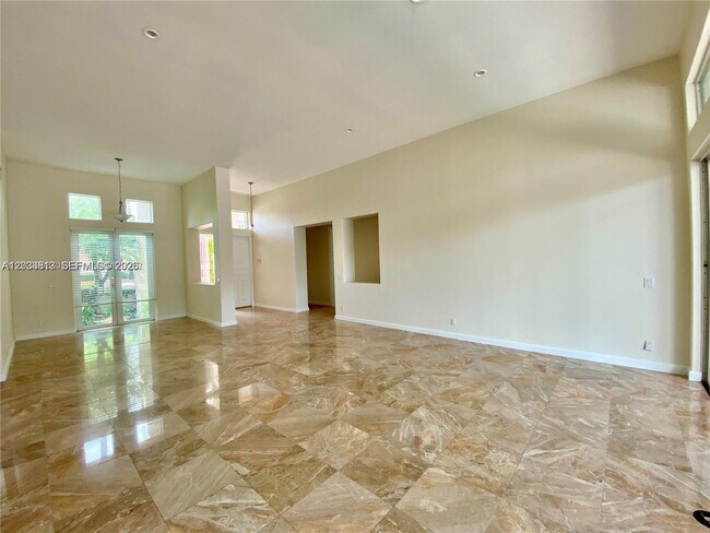 Foto del edificio - 2694 Oakmont Dr
