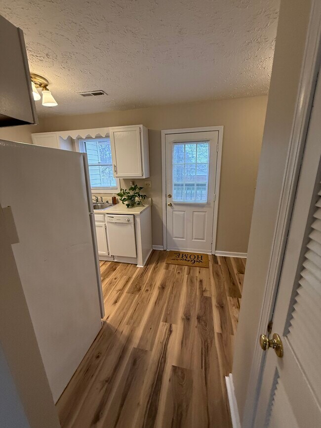 Foto del edificio - 719 Main St