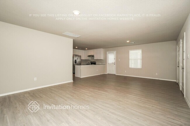 Building Photo - 13719 Bucket Way