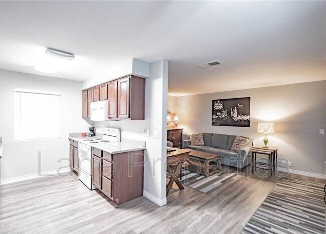 Foto del edificio - 15 Sunny Cove Dr