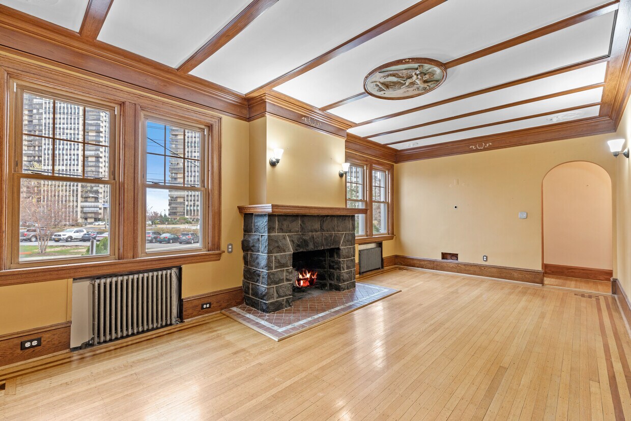 Primary Photo - 730 Palisade Ave