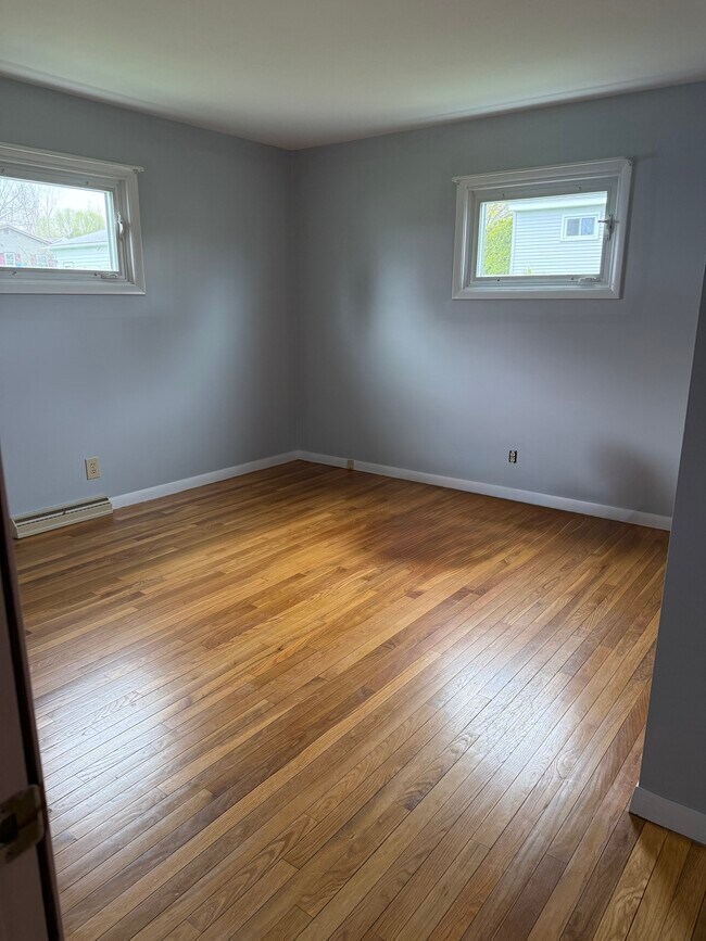 Foto del edificio - 2 Sunrise Dr