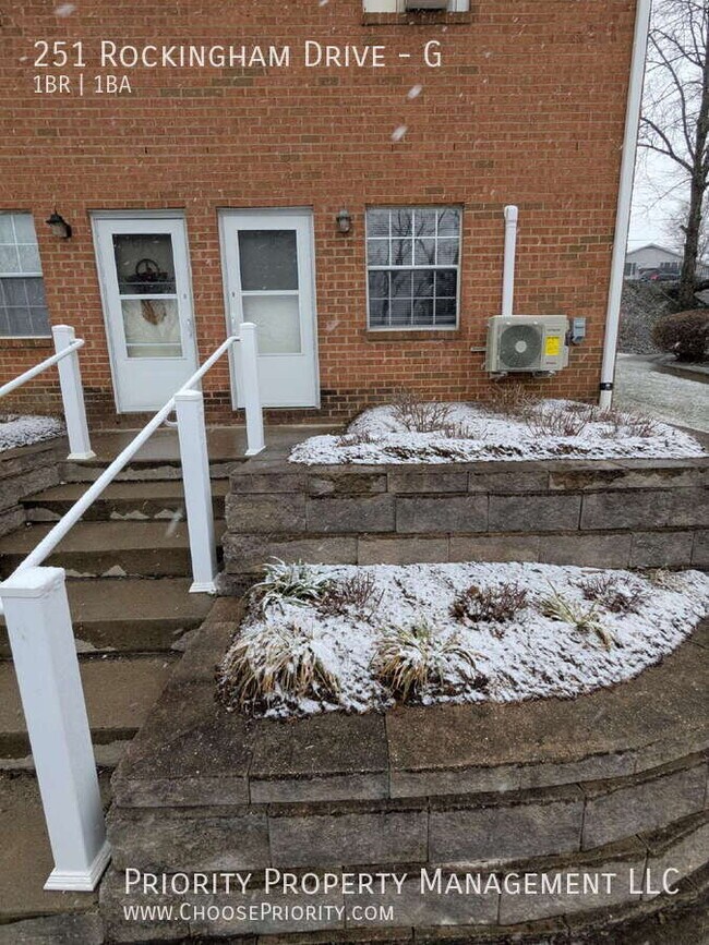 Building Photo - 251 Rockingham Dr