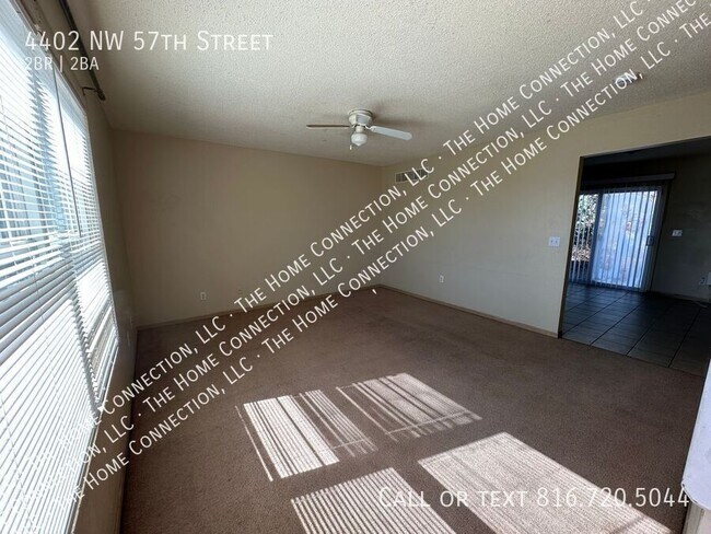 Foto del edificio - 4402 NW 57th St