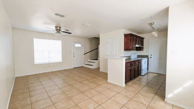Building Photo - 813 W Arroyo Park Ln