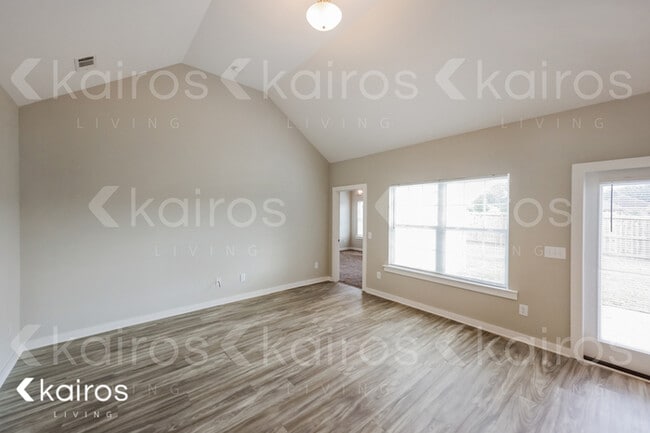 Building Photo - 618 Golden Eagle Cir.