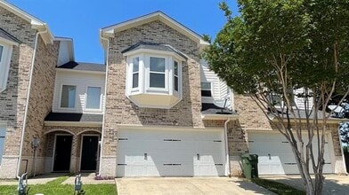 Building Photo - 1203 Reseda Dr
