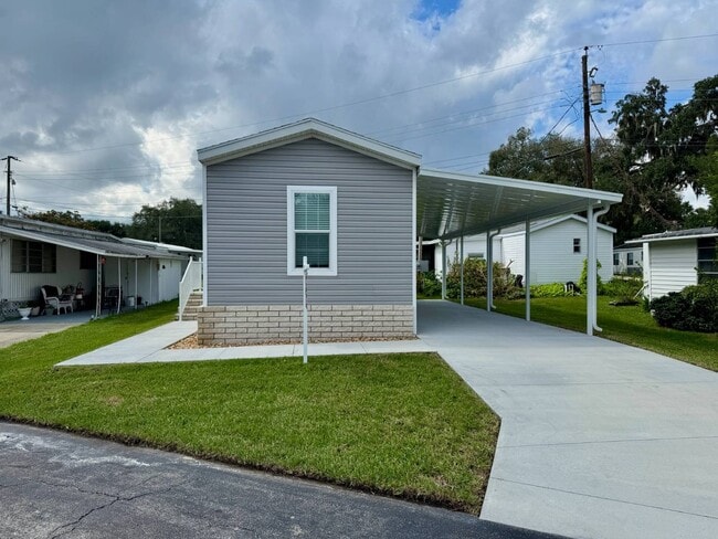 Building Photo - 887 E Colonial Cir