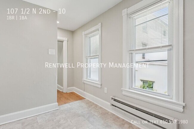 Foto del edificio - 107 1/2 N 2nd-10