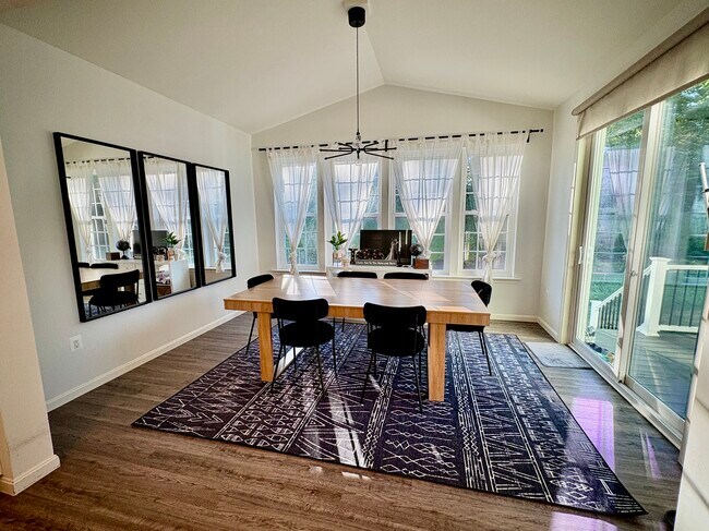 Foto del edificio - 154 Boxelder Dr