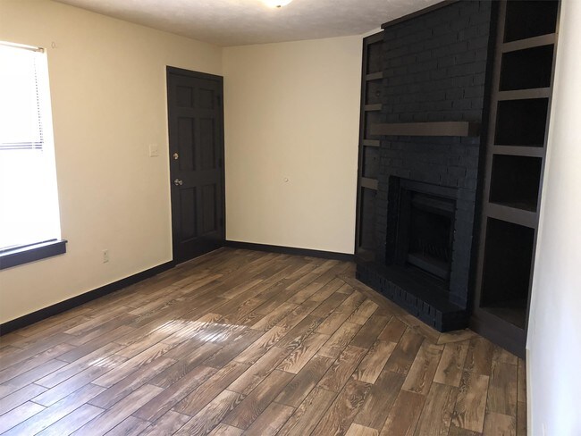 Foto del edificio - 1033 Alpine Ct