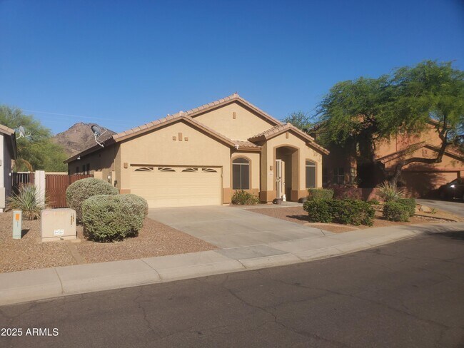 Building Photo - 26111 N 67th Dr