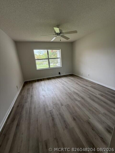 Building Photo - 3031 Holiday Springs Blvd