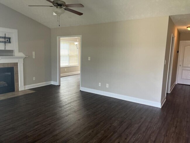 Building Photo - 6036 Gallberry Farms Rd
