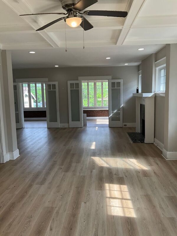 Foto del edificio - 611 E Mitchell Ave