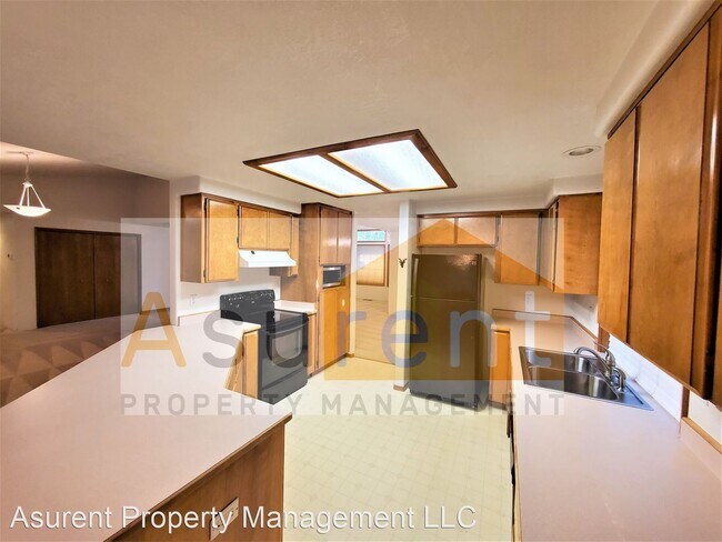 Foto del edificio - 3 br, 2 bath House - 2926 Shasta Ave