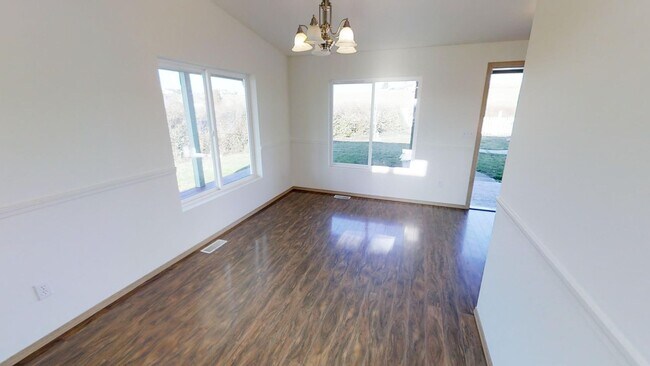 Foto del edificio - 794 N Holbrook Rd