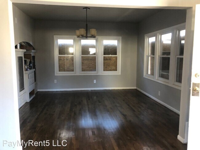 Foto del edificio - 3 br, 1 bath House - 5568 N 38th St