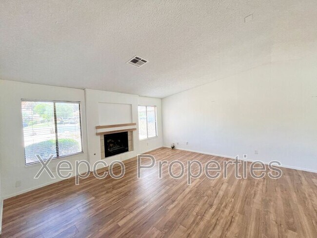 Foto del edificio - 77304 Ohio Ct