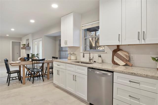 Foto del edificio - 6020 Woodway Dr