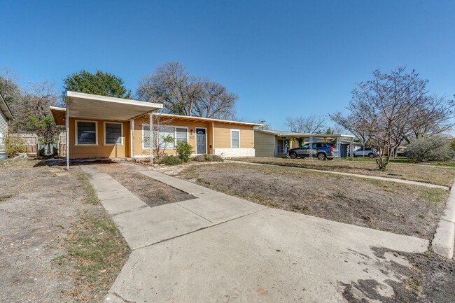 Building Photo - WILSHIRE VILLAGE 3-BEDROOM