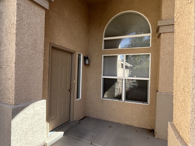 Foto del edificio - 9028 Lower Meadow Trail SW