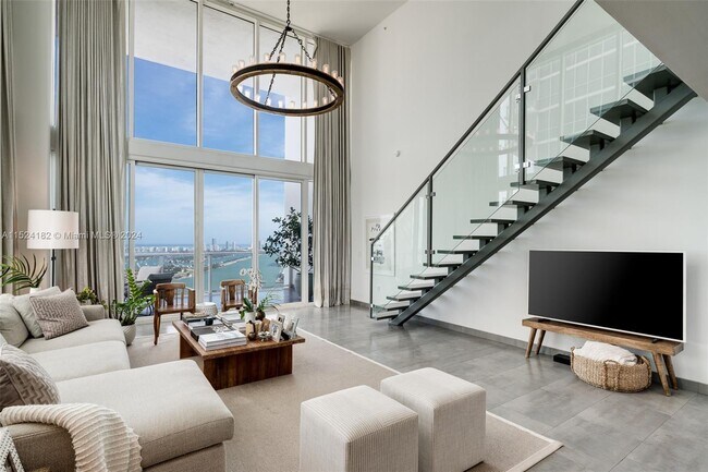 Foto del edificio - 1040 Biscayne Blvd