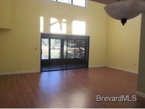 Building Photo - 3 br, 2 bath House - 354 Lofts Dr. #B-5