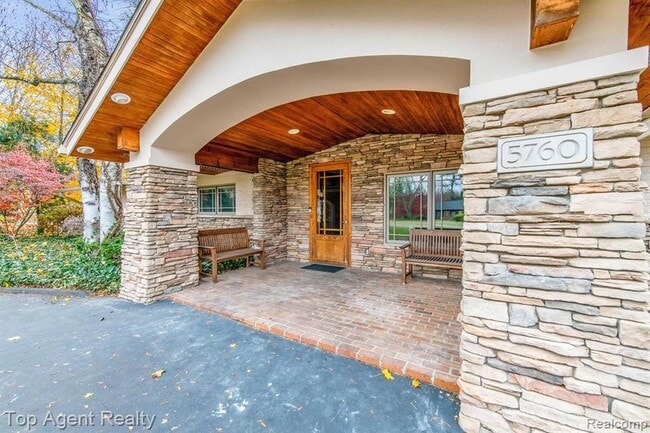 Foto del edificio - 5760 Snowshoe Cir