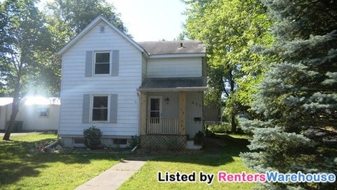 Primary Photo - 421 Churchill St W