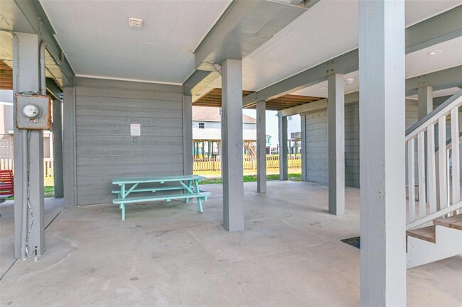 Foto del edificio - 17615 Termini-San Luis Pass Rd