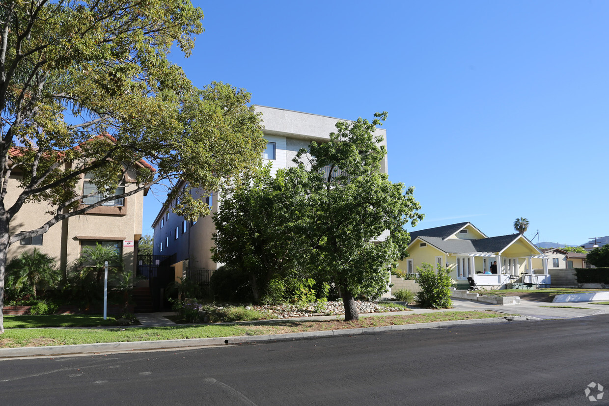 Foto del edificio - 1301 Orange Grove Ave