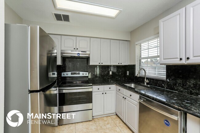 Foto del edificio - 7560 Quail Pond St