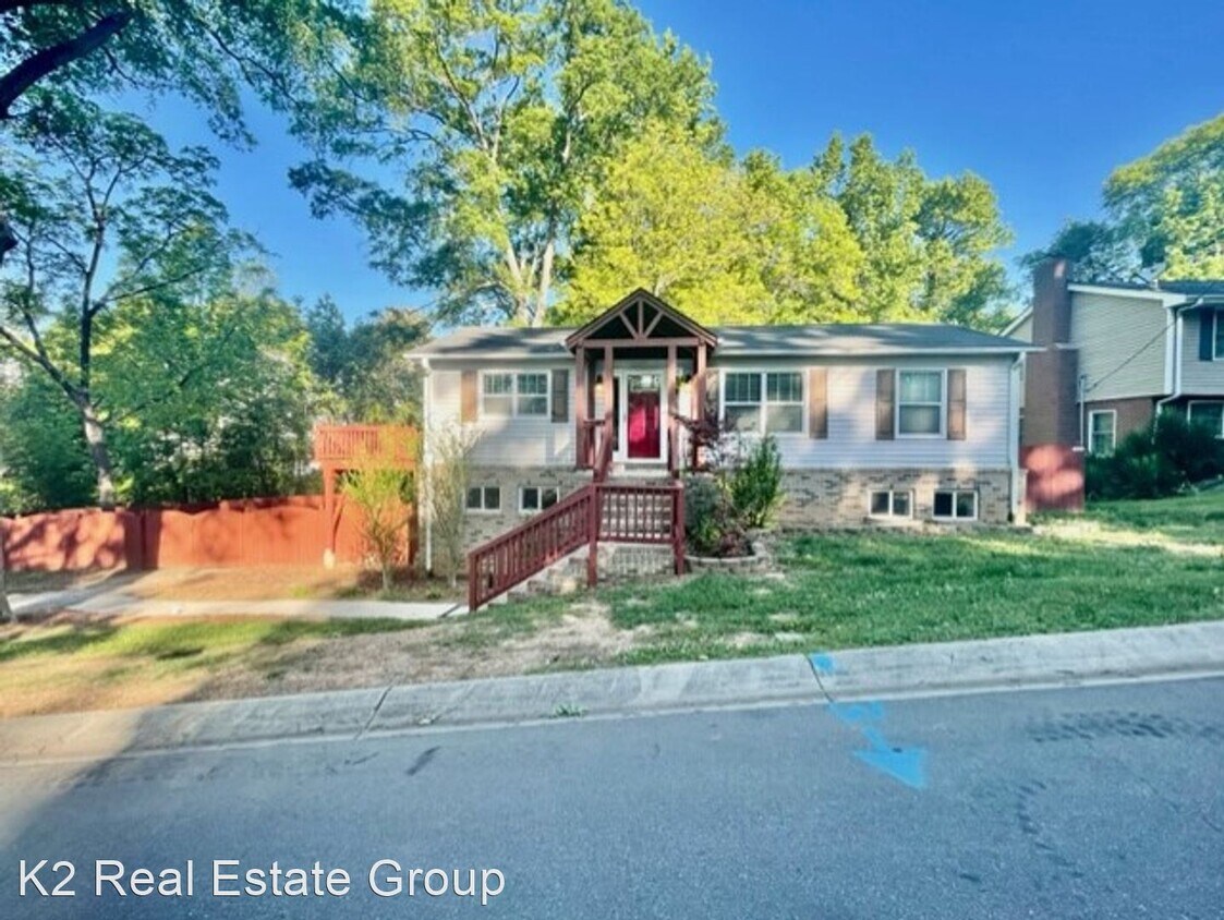 Foto principal - 6 br, 3 bath House - 1529 Jennings St