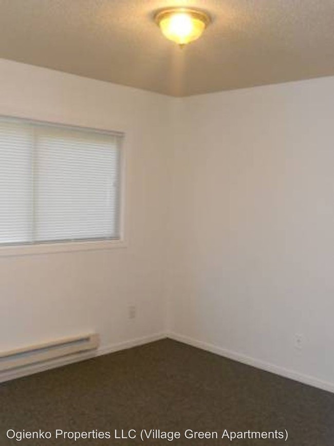 Building Photo - 14436 Washington Ave SW