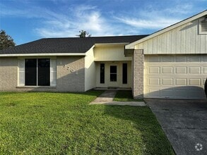 Building Photo - 13206 S Thorntree Dr