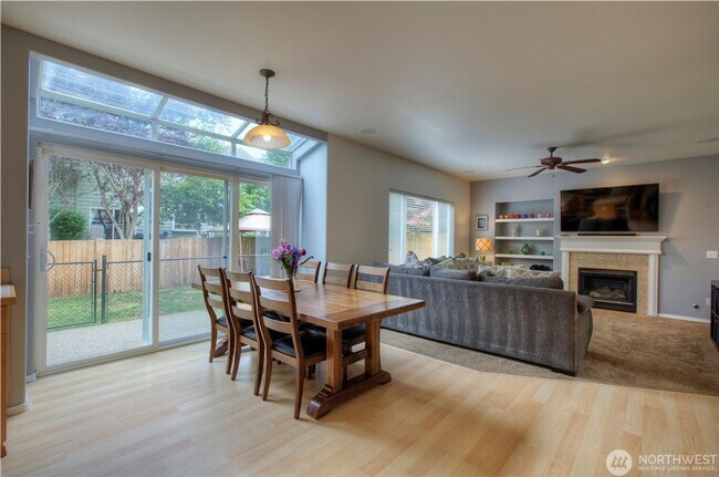 Foto del edificio - 3 Bedroom Maple Valley Home