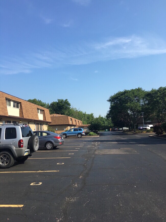 Foto del edificio - 5217 Cline Rd