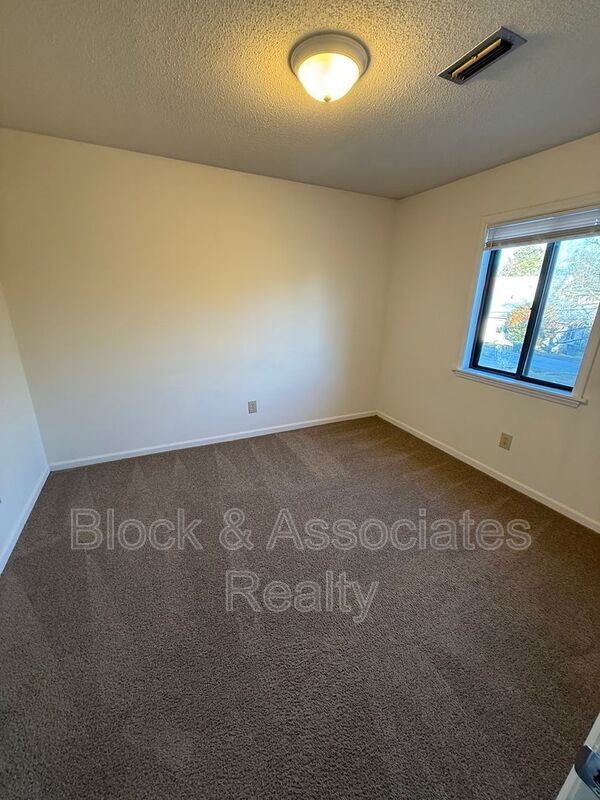Foto del edificio - 605 Sunset Ave
