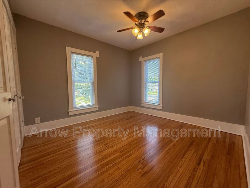 Foto principal - 1105 Peach St