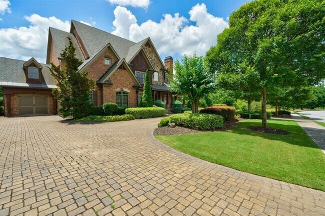 Foto del edificio - 2905 Drayton Hall Dr NE