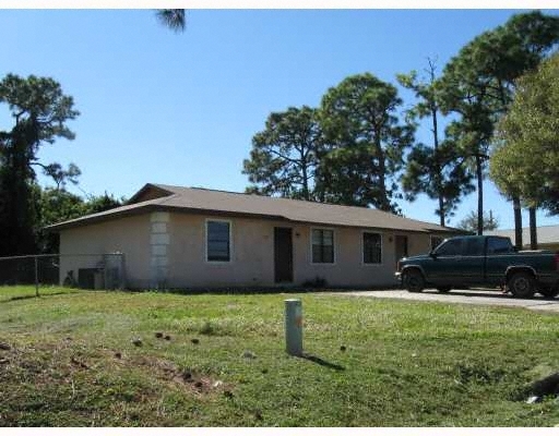 Building Photo - King Orange Quadplexes