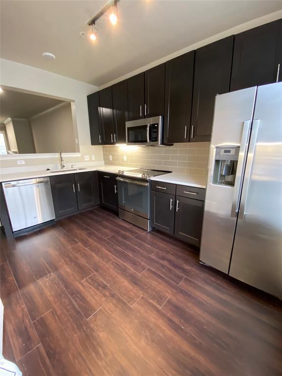 Foto del edificio - 5444 Caruth Haven Ln